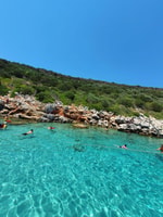 Bodrum, visite privée de motoryacht avec arrêts de natation et déjeuner - Housity