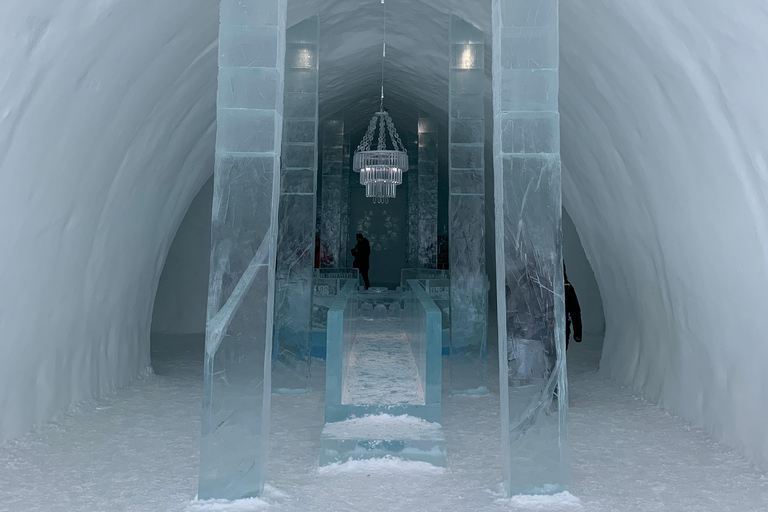 Rovaniemi: Bezoek Arctic Snow Hotel met transfer