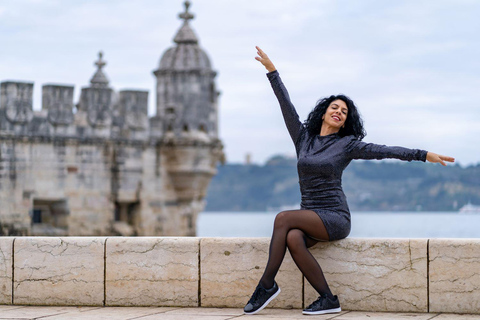 Lisbon: Professional Photoshoot at Belem Tower Premium (30 Professionally Edited Photos)