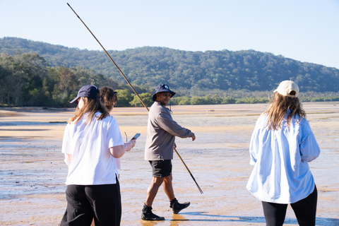 Stradbroke Island: First Nations Oyster Farm Tour & Tasting
