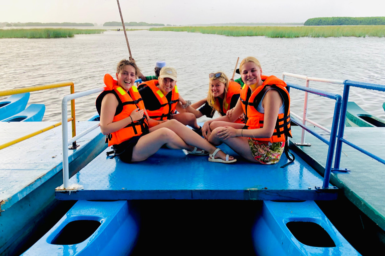 Pottuvil Lagoon Eco Tour : Mangrove Adventure in Arugam Bay