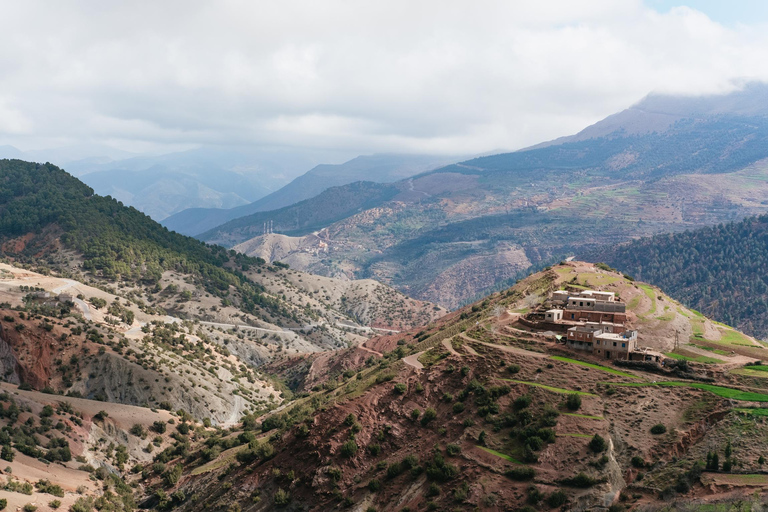 Marrakech : visite guidée de l'Atlas et des 5 valléesMontagnes de l'Atlas et 5 vallées - Visite privée