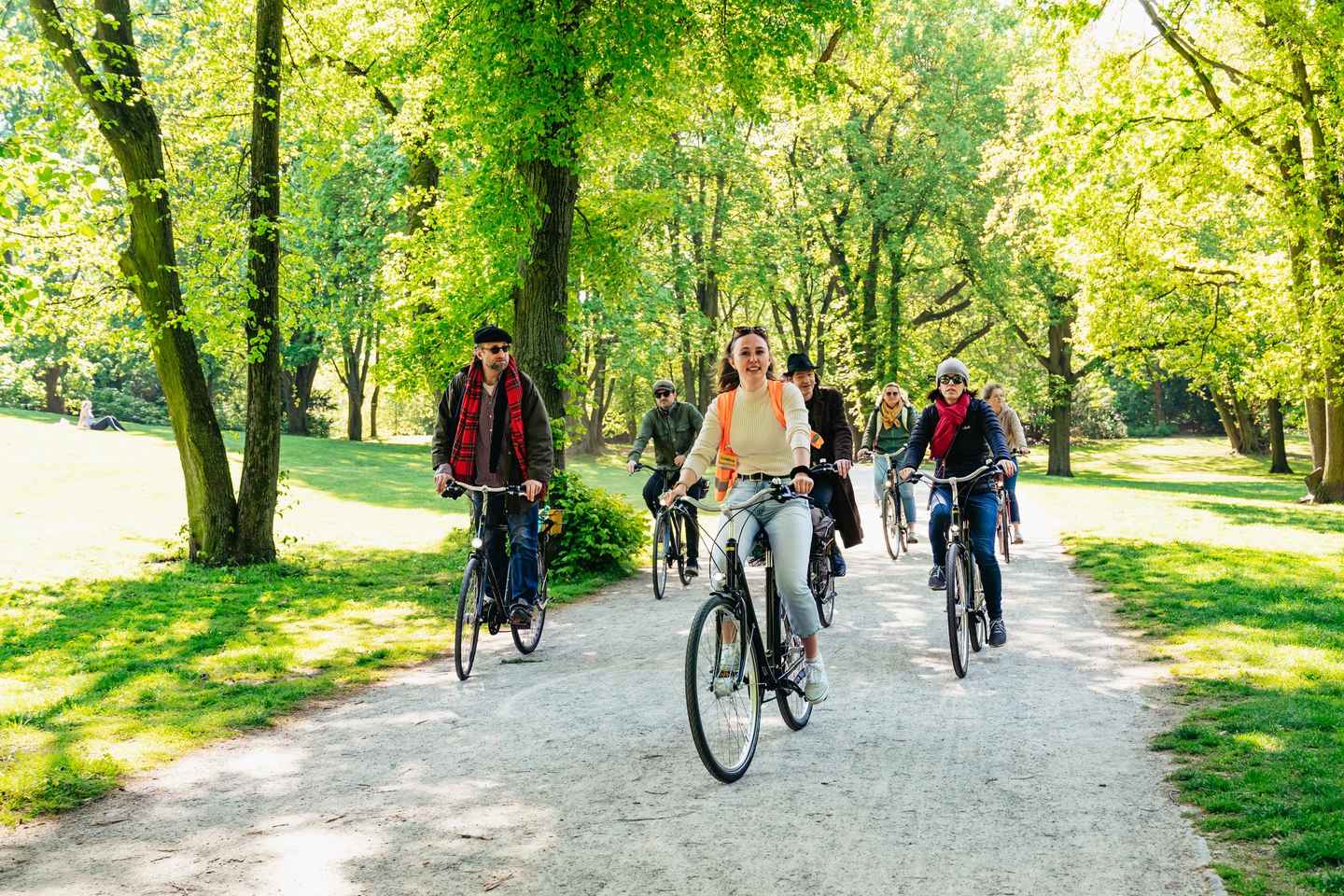 Berlin: Green City Guided Bike Tour