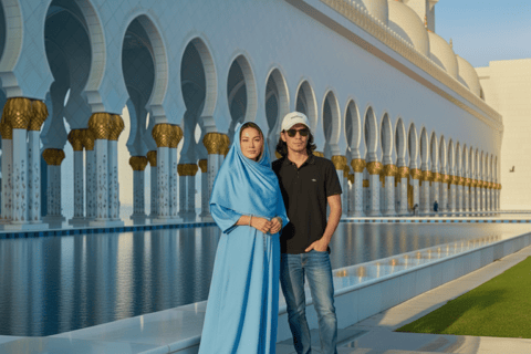 From Dubai: Abu Dhabi Grand Mosque With Light &amp; Peace MuseumSunset Shared Tour