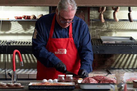 Podziel się argentyńskim rodzinnym asado z Betty i Marcelo