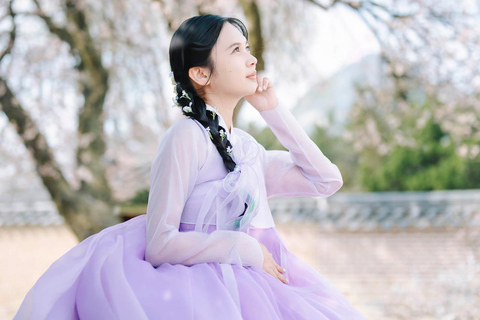 Storytelling Hanbok Photography at Royal Palace Private Group Photography Session