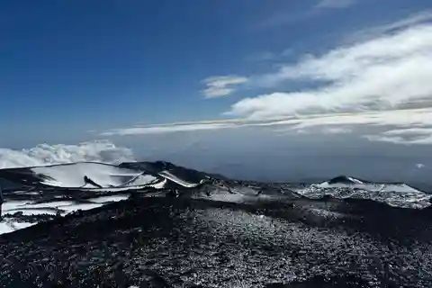 Trekking a 3000 metri sull'Etna