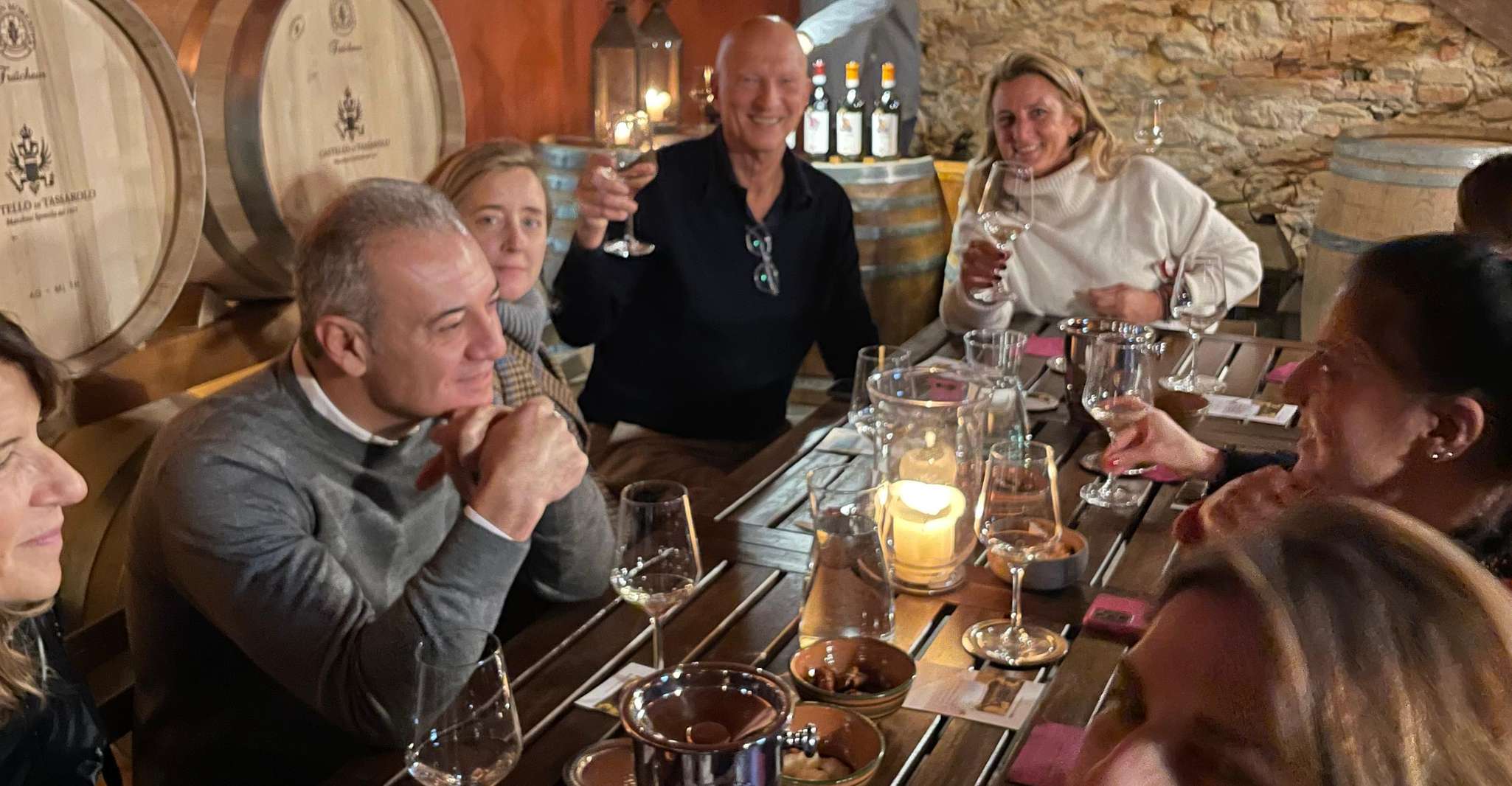 Tassarolo: Visita Guidata in Cantina e Degustazione Vini