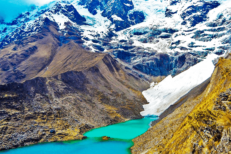 Cusco: Humantay Lagoon with Breakfast and Buffet Lunch