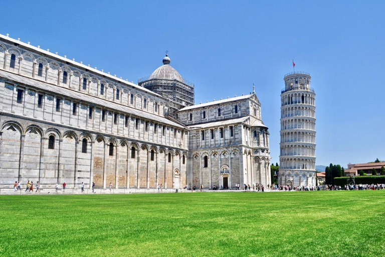 Private Pisa & Lucca Tour from Florence