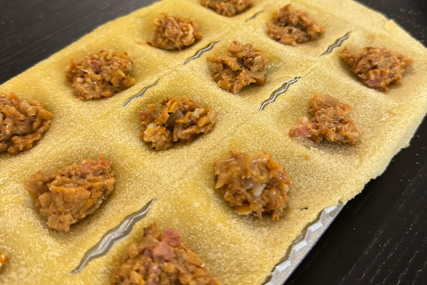 Nice: Mediterranean Fresh Pasta Cooking Class with Dinner