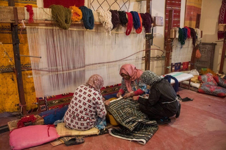 Jaipur: cloth engraving workshop tour with guide