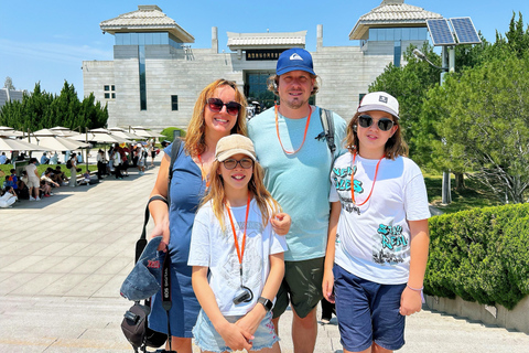 Xi'an: Terracotta Army, City Wall, Pagoda & Family Lunch Private Guided Tour with Lunch and Pickup Anywhere in Xi'an