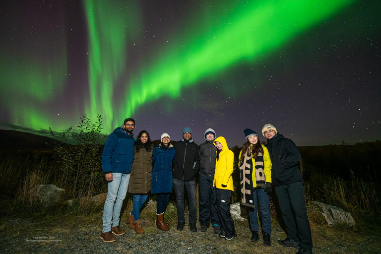 Tromsø:Northern Lights Tour with Photo and Suits.Local Guide Tromsø: Northern Lights Tour with Photos and Warm Suits