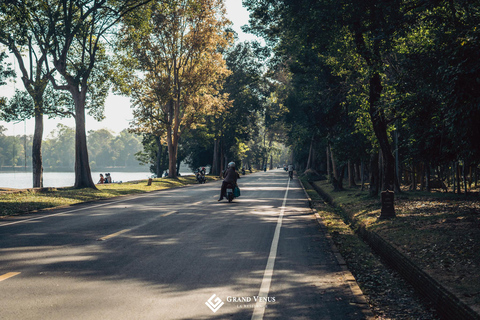 Angkor Bike tour & Gondola Sunset Boat w/ Drinks & Snack Angkor Bike tour & Gondola Sunset Boat w/ Drinks & Snack