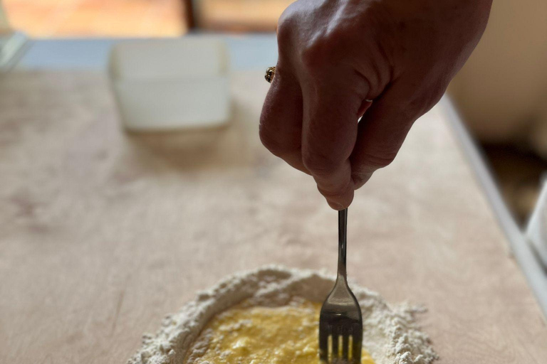 Venice: Cooking Class with Tiramisu and Pasta Making