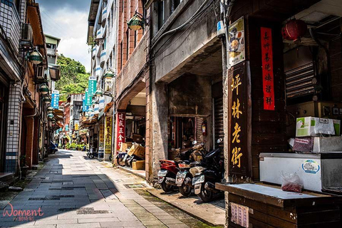 From Taipei: Thousand Island Lake & Pinglin Tea Tour