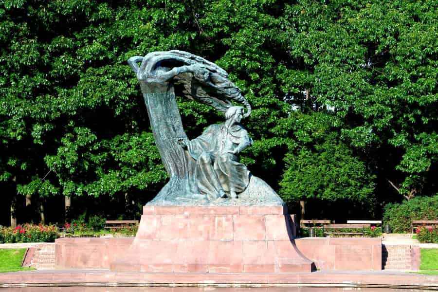 Warschau: Geführter Rundgang durch den königlichen Łazienki-Park. Foto: GetYourGuide Warschau: Geführter Rundgang durch den königlichen Łazienki-Park. Foto: GetYourGuide