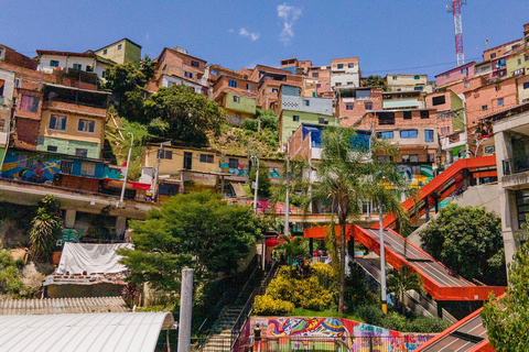 Medellin : Visite des graffitis Comuna 13