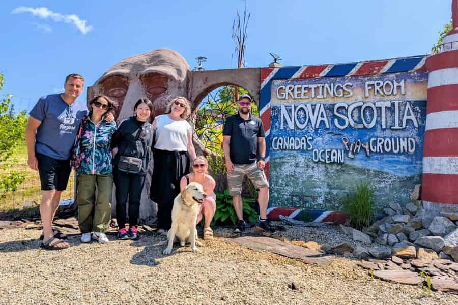 Peggy's Cove & Lunenburg + 3 versteckte Juwelen – Ganztagestour. Foto: GetYourGuide Peggy's Cove & Lunenburg + 3 versteckte Juwelen – Ganztagestour. Foto: GetYourGuide