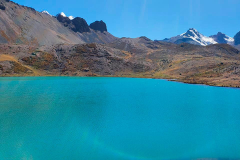 From Cusco: 7 Lakes Ausangate with Breakfast and Lunch From Cuzco: Full-Day Ausangate Trek