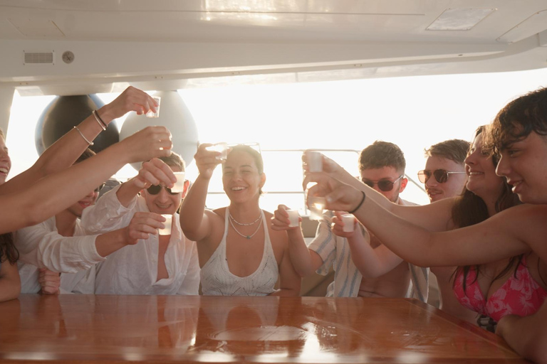 Kissamos: Balos Lagoon Sunset Cruise with Swimming & Snacks Shared Sunset Cruise with Hotel Pickup and Drop-off