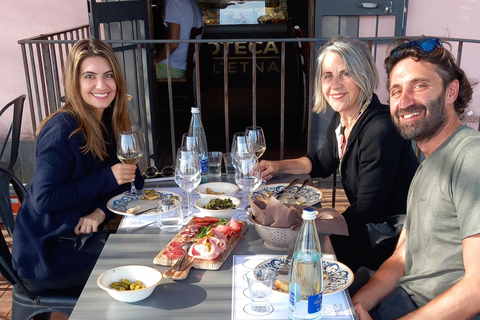 Etna dagsutflykt från Siracusa. Vandring, vin och mat ingår