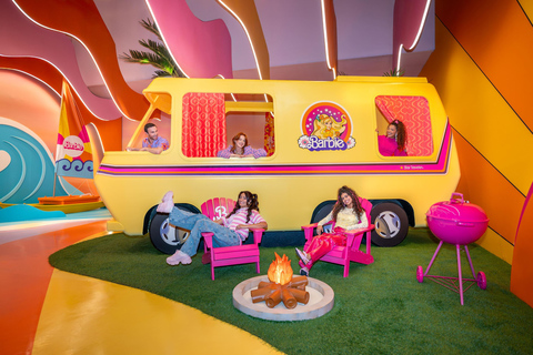 Amsterdam: WONDR Experience + Barbie: The Dream Experience