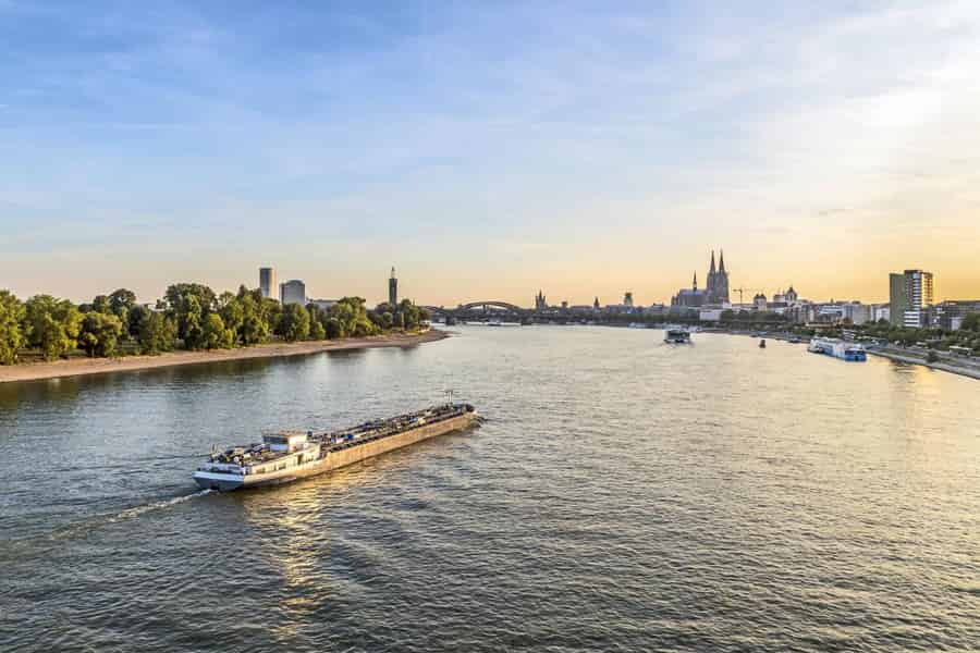 Von Frankfurt: Heidelberg, Rüdesheim & Rheintal-Kreuzfahrt. Foto: GetYourGuide