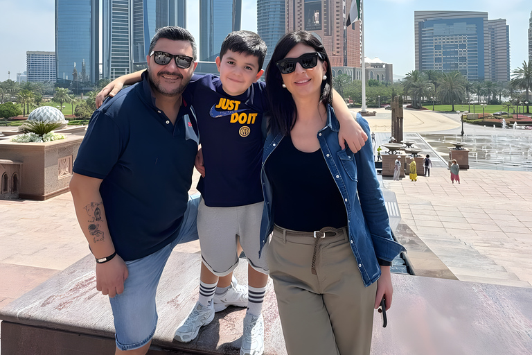 Excursion d&#039;une jounée complète à Abu Dhabi - Grande mosquée, musée du Louvre et plus encoreExcursion d&#039;une journée à Abou Dabi : grande mosquée, musée du Louvre et plus 