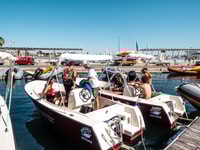 Cagliari, Electric Boat Rental at Marina Piccola - Housity