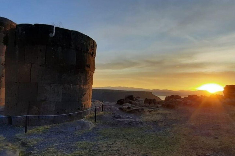 Tour by Tourist Bus Chullpas de Sillustani Inca Cemetery