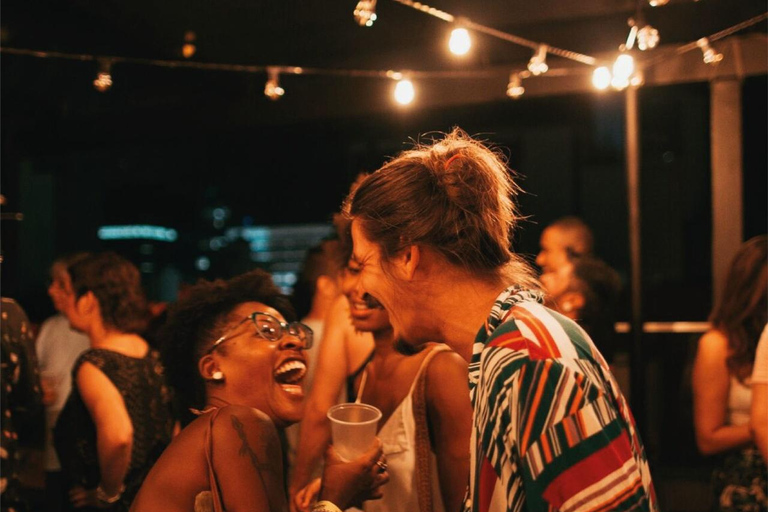 Rio de Janeiro: Nightclub Tour with Hotel Pickup & Drink