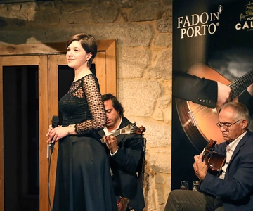 Porto: Cálem Kelder Tour, Fado Show & Wijnproeverij