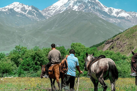 Paardrijden in Kazbegi, Sno Valley