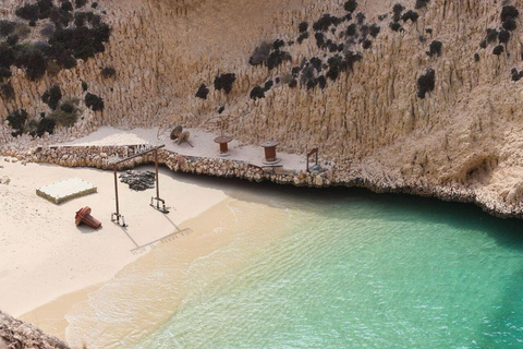 Muscat: Bandar Khairan Boat Trip with Snorkeling and Snacks