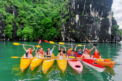 Hanoi: Crociera nella baia di Halong e Lan Ha con trasferimento in limousine