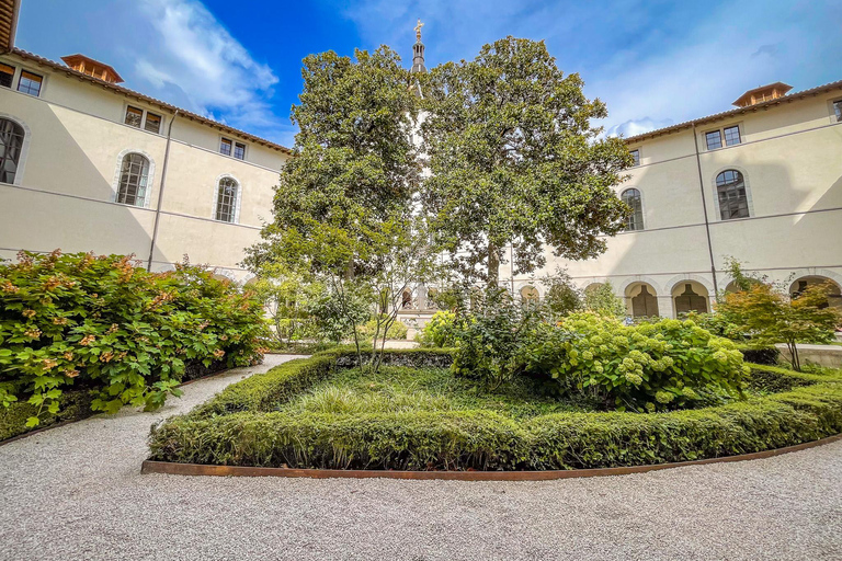 Guided walk from Old Lyon to the Presqu'île with a guide Guided walking tour from Old Lyon to the Presqu'île district with a guide