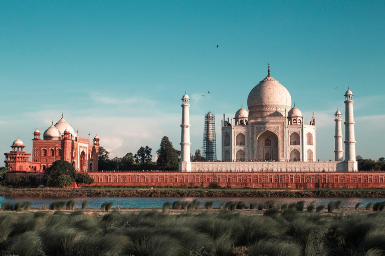 Au départ de Delhi : excursion d&#039;une journée au Taj Mahal, au fort d&#039;Agra et à Fatehpur SikriVoiture Ac + Guide + Entrée des monuments + Déjeuner en 5 étoiles