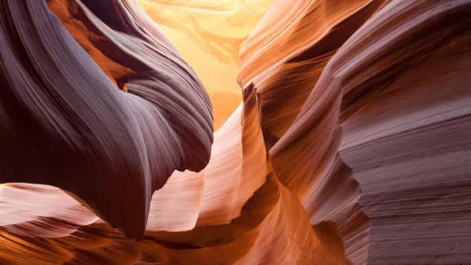 Page: Lower Antelope Canyon Entry and Navajo Guided Tour