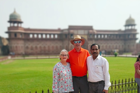 Visita guiada a pie por agrafort, jama masjid y tajhmahalTaxi + Guía