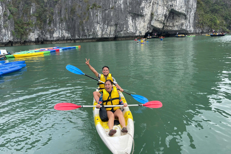 Hanoi: Ha Long Bay Day Cruise with Lunch, Cave & Kayaking Pick up in Hanoi old quarter