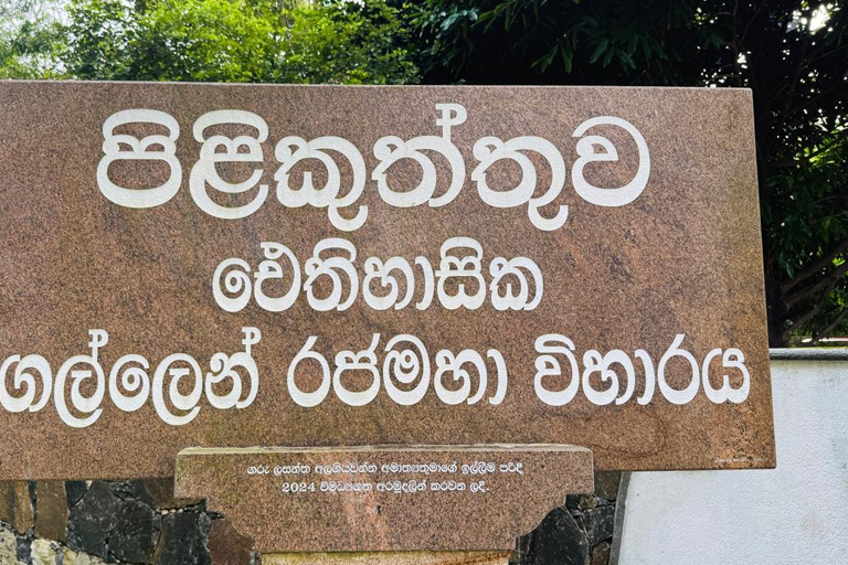 From Colombo: Gampaha District Temples & Jungle Hike Tour