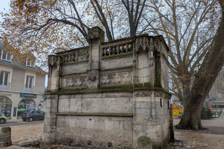 Guided tour of Blois Guided tour of Blois in English