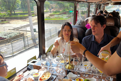 São Paulo: Premium Bus Tour with Dinner and Veggie Option