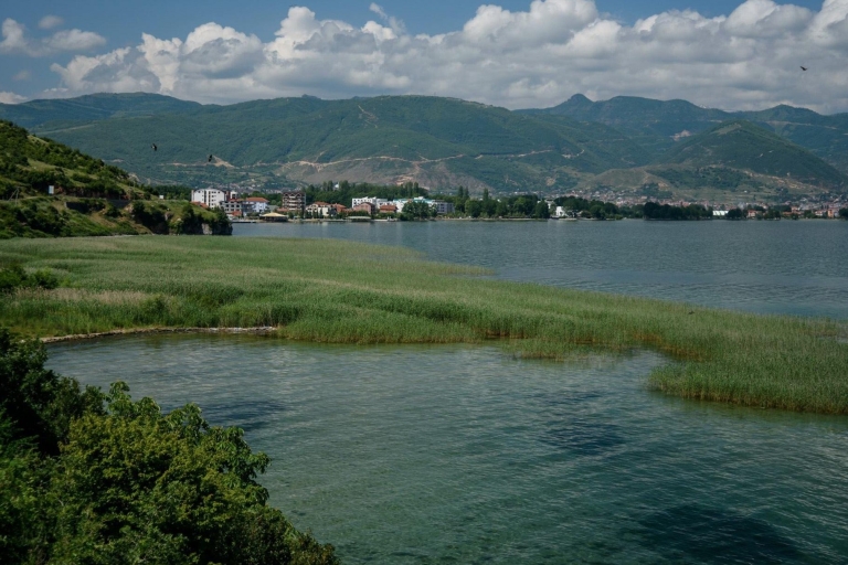 Autour du lac Albanie depuis Ohrid.