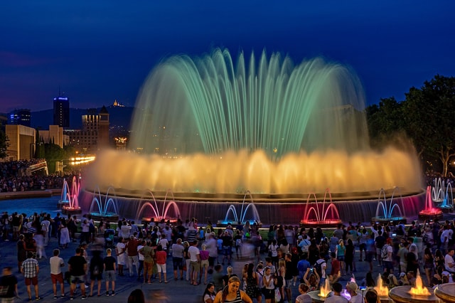 Barcelona Cable Car Sky Views, Magic Fountain & Castle Visit