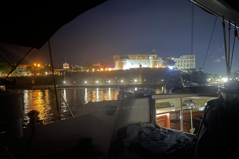 Visite privée du coucher de soleil ou de la baie avec boissons et tapas gratuitesExcursions privées au coucher du soleil ou dans la baie avec boissons et tapas gratuites