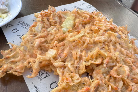 Cádiz: Walking Tour with Tapas and Drinks