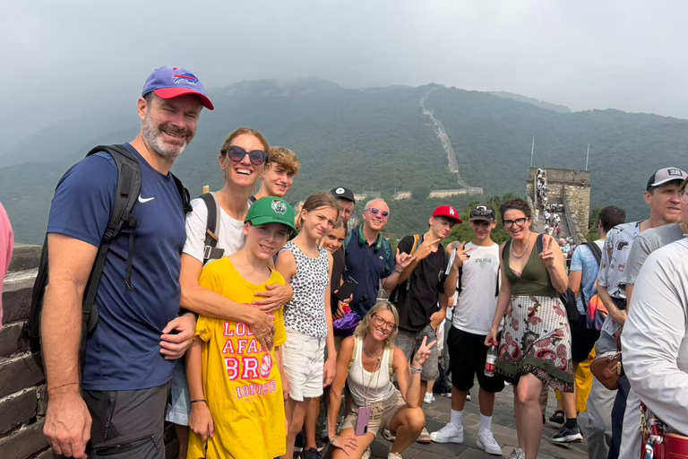 Beijing: Mutianyu Great Wall Shared 7-seat Van Tour & Ticket